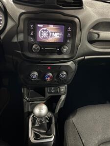 2018 Jeep Renegade Sport   - Photo 19 - Grand Rapids, MI 49512