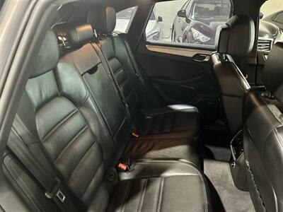2015 Porsche Macan Turbo   - Photo 32 - Grand Rapids, MI 49512