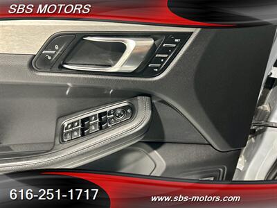 2015 Porsche Macan Turbo   - Photo 22 - Grand Rapids, MI 49512