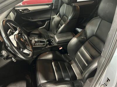2015 Porsche Macan Turbo   - Photo 14 - Grand Rapids, MI 49512