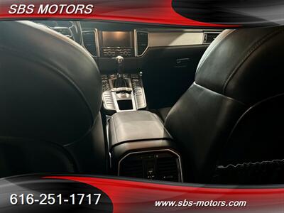 2015 Porsche Macan Turbo   - Photo 30 - Grand Rapids, MI 49512