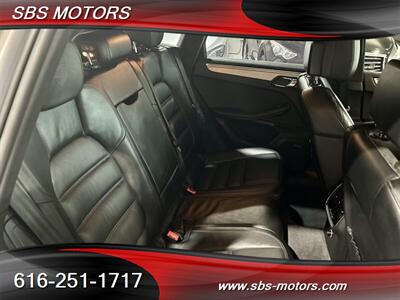 2015 Porsche Macan Turbo   - Photo 32 - Grand Rapids, MI 49512