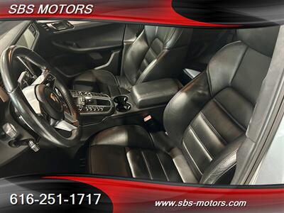 2015 Porsche Macan Turbo   - Photo 14 - Grand Rapids, MI 49512