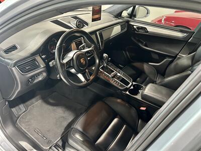 2015 Porsche Macan Turbo   - Photo 13 - Grand Rapids, MI 49512