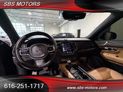 2016 Volvo XC90 T6 Momentum   - Photo 8 - Grand Rapids, MI 49512