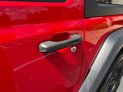 2021 Jeep Wrangler Willys Sport - Photo 8 - Grand Rapids, MI 49512