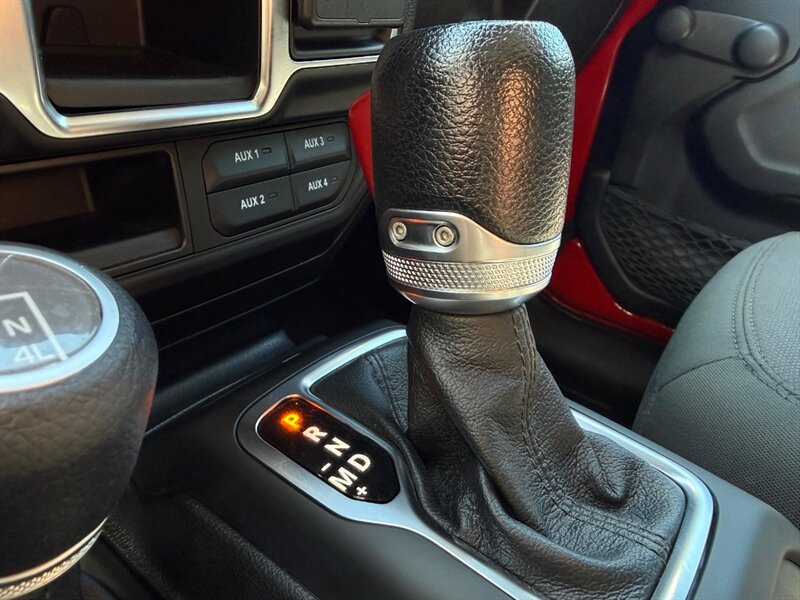 2021 Jeep Wrangler Willys Sport - Photo 28 - Grand Rapids, MI 49512