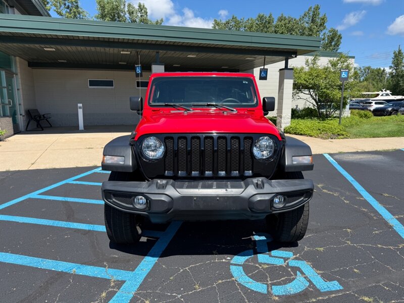 2021 Jeep Wrangler Willys Sport - Photo 3 - Grand Rapids, MI 49512