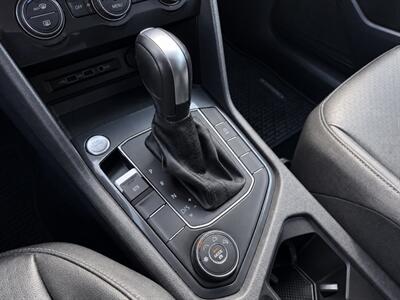 2020 Volkswagen Tiguan SE 4Motion - Photo 29 - Grand Rapids, MI 49512