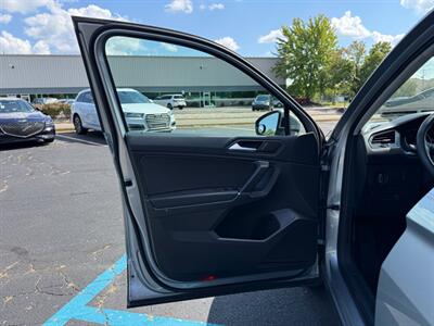 2020 Volkswagen Tiguan SE 4Motion - Photo 19 - Grand Rapids, MI 49512