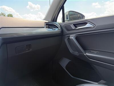 2020 Volkswagen Tiguan SE 4Motion - Photo 36 - Grand Rapids, MI 49512