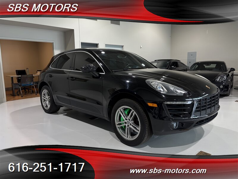 2015 Porsche Macan S  