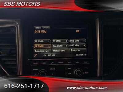 2015 Porsche Macan S   - Photo 12 - Grand Rapids, MI 49512