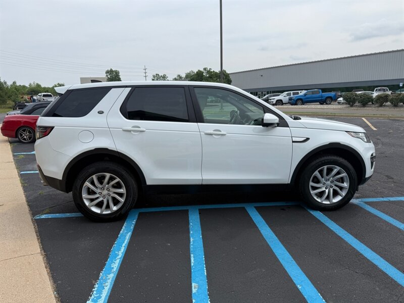 2018 Land Rover Discovery Sport HSE - Photo 15 - Grand Rapids, MI 49512