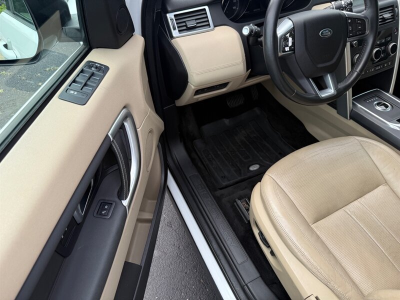 2018 Land Rover Discovery Sport HSE - Photo 18 - Grand Rapids, MI 49512