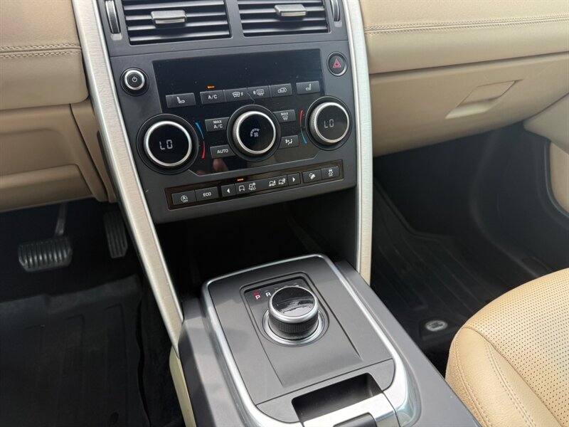 2018 Land Rover Discovery Sport HSE - Photo 31 - Grand Rapids, MI 49512