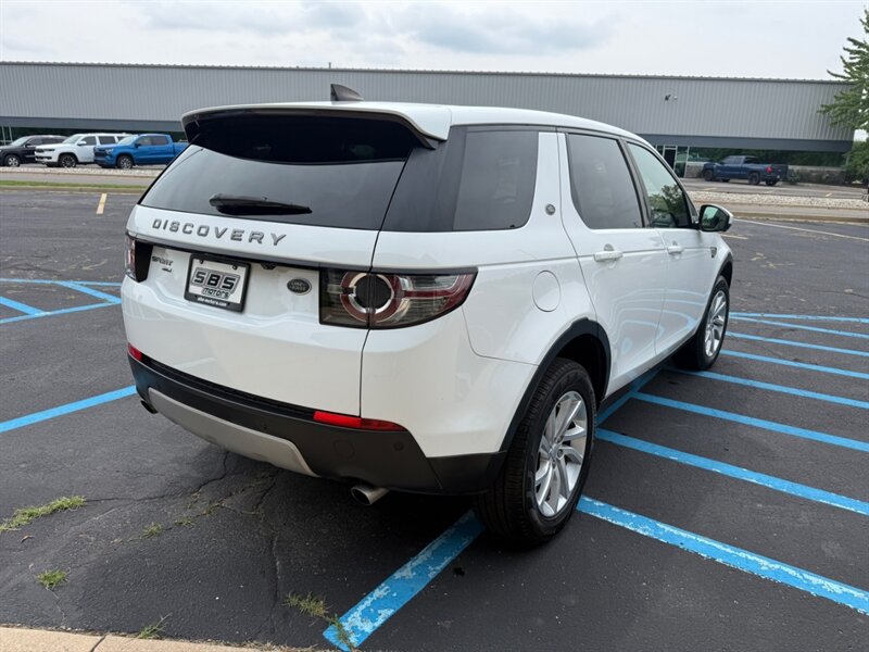 2018 Land Rover Discovery Sport HSE - Photo 11 - Grand Rapids, MI 49512