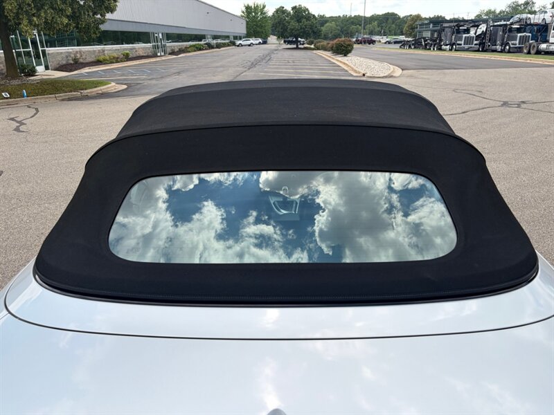 2013 BMW DINAN 135is - Photo 49 - Grand Rapids, MI 49512