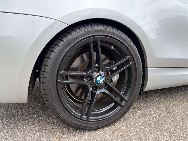 2013 BMW DINAN 135is - Photo 56 - Grand Rapids, MI 49512