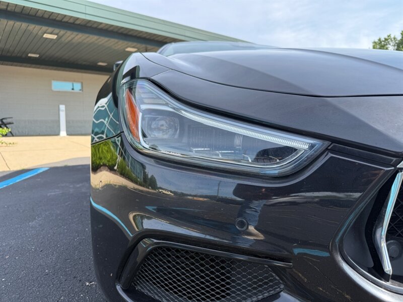 2018 Maserati Ghibli SQ4 GranSport - Photo 3 - Grand Rapids, MI 49512
