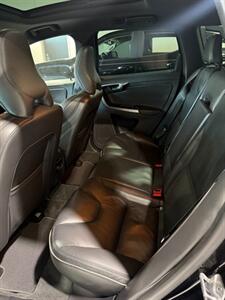 2017 Volvo XC60 T6 R-Design - Photo 20 - Grand Rapids, MI 49512