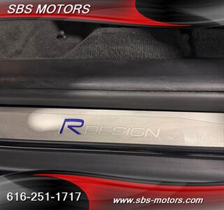 2017 Volvo XC60 T6 R-Design - Photo 5 - Grand Rapids, MI 49512