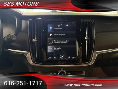 2018 Volvo V90 Cross Country T6 - Photo 8 - Grand Rapids, MI 49512