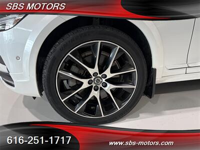 2018 Volvo V90 Cross Country T6 - Photo 18 - Grand Rapids, MI 49512