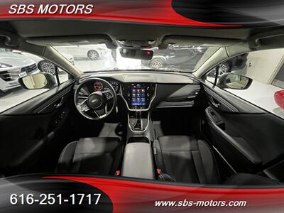 2020 Subaru Outback Premium   - Photo 12 - Grand Rapids, MI 49512