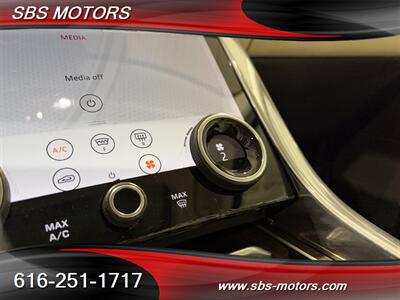 2019 Land Rover Range Rover Sport HSE   - Photo 11 - Grand Rapids, MI 49512