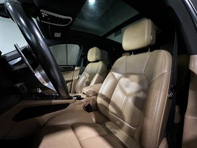 2016 Porsche Macan S   - Photo 9 - Grand Rapids, MI 49512