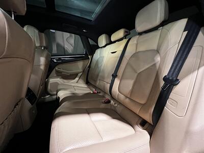 2016 Porsche Macan S   - Photo 12 - Grand Rapids, MI 49512
