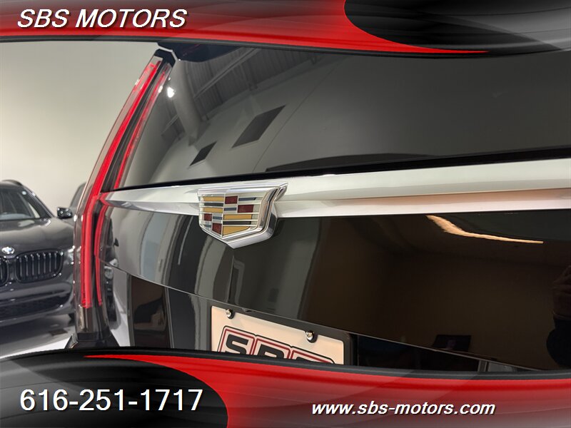 2016 Cadillac Escalade Premium Collection - Photo 14 - Grand Rapids, MI 49512