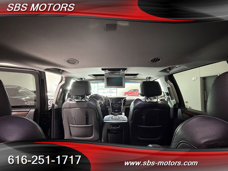 2016 Cadillac Escalade Premium Collection - Photo 37 - Grand Rapids, MI 49512