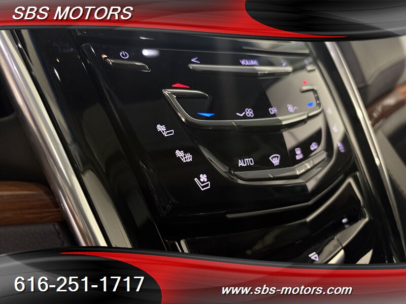 2016 Cadillac Escalade Premium Collection - Photo 29 - Grand Rapids, MI 49512