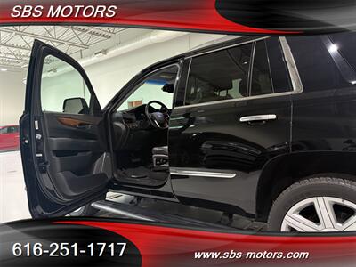 2016 Cadillac Escalade Premium Collection - Photo 8 - Grand Rapids, MI 49512