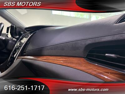 2016 Cadillac Escalade Premium Collection - Photo 30 - Grand Rapids, MI 49512