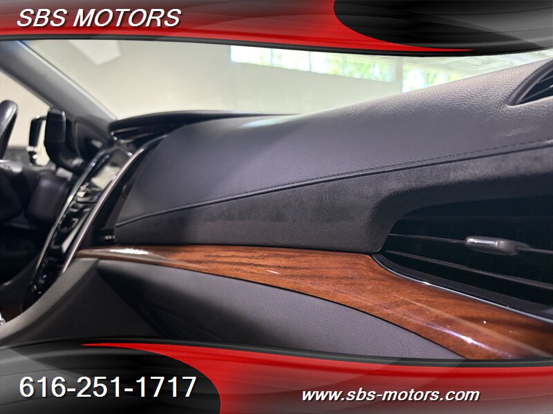 2016 Cadillac Escalade Premium Collection - Photo 30 - Grand Rapids, MI 49512