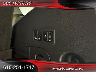 2016 Cadillac Escalade Premium Collection - Photo 41 - Grand Rapids, MI 49512