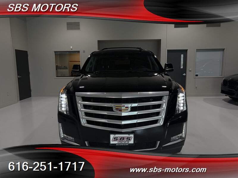 2016 Cadillac Escalade Premium Collection - Photo 5 - Grand Rapids, MI 49512