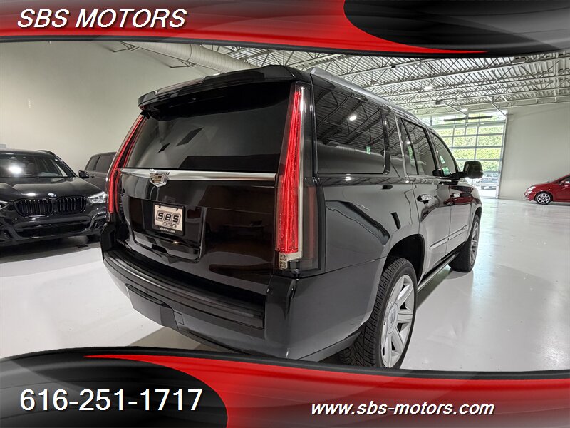 2016 Cadillac Escalade Premium Collection - Photo 13 - Grand Rapids, MI 49512