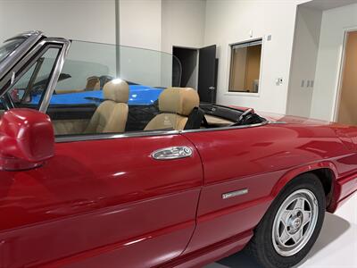 1991 Alfa Romeo Spider   - Photo 8 - Grand Rapids, MI 49512