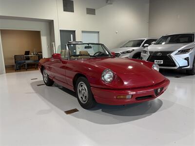 1991 Alfa Romeo Spider   - Photo 1 - Grand Rapids, MI 49512