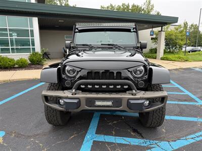 2017 Jeep Wrangler Unlimited Sahara   - Photo 5 - Grand Rapids, MI 49512
