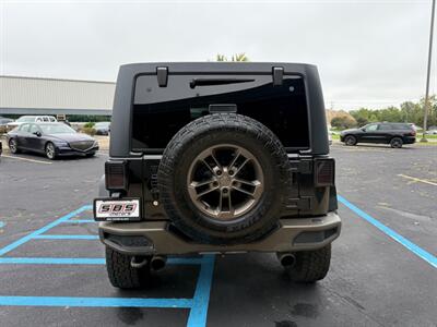 2017 Jeep Wrangler Unlimited Sahara   - Photo 13 - Grand Rapids, MI 49512