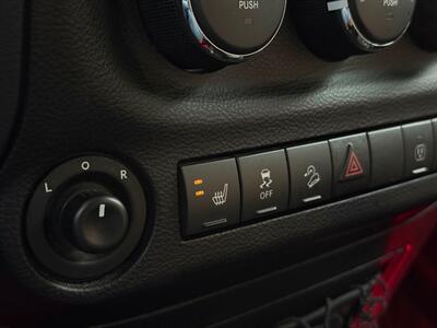 2017 Jeep Wrangler Unlimited Sahara   - Photo 41 - Grand Rapids, MI 49512