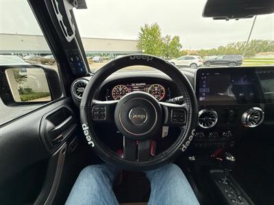 2017 Jeep Wrangler Unlimited Sahara   - Photo 32 - Grand Rapids, MI 49512