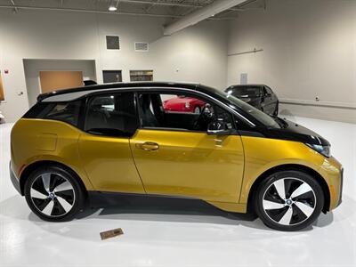 2021 BMW i3   - Photo 2 - Grand Rapids, MI 49512