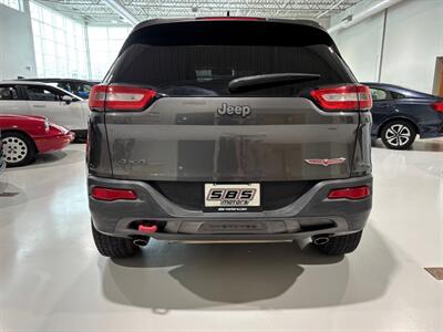 2014 Jeep Cherokee Trailhawk   - Photo 4 - Grand Rapids, MI 49512