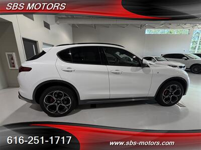 2022 Alfa Romeo Stelvio Ti   - Photo 12 - Grand Rapids, MI 49512